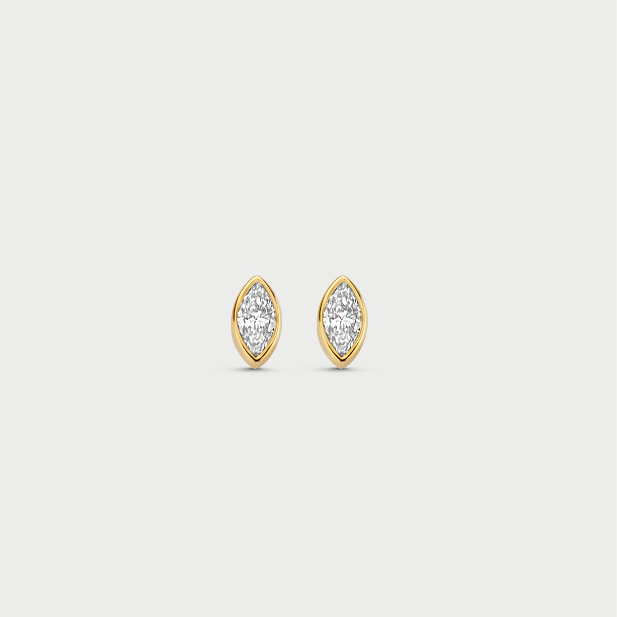 Bezelle earrings in 14K yellow gold with labgrown diamonds - MCO026