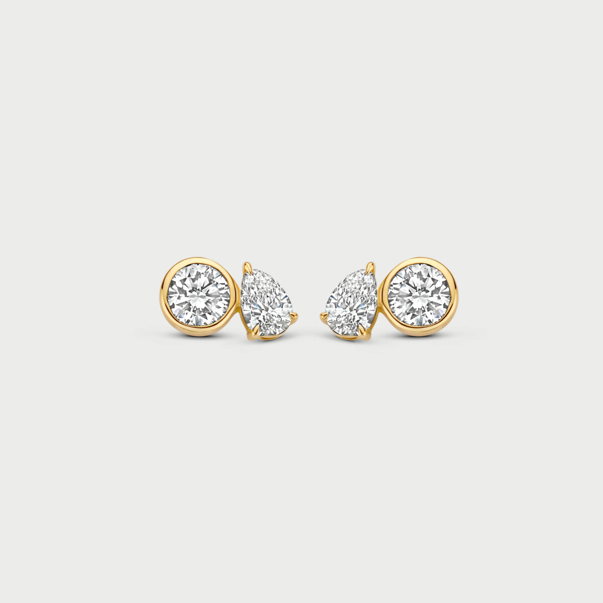 Duet earrings in 14K yellow gold with labgrown diamonds - MDO002