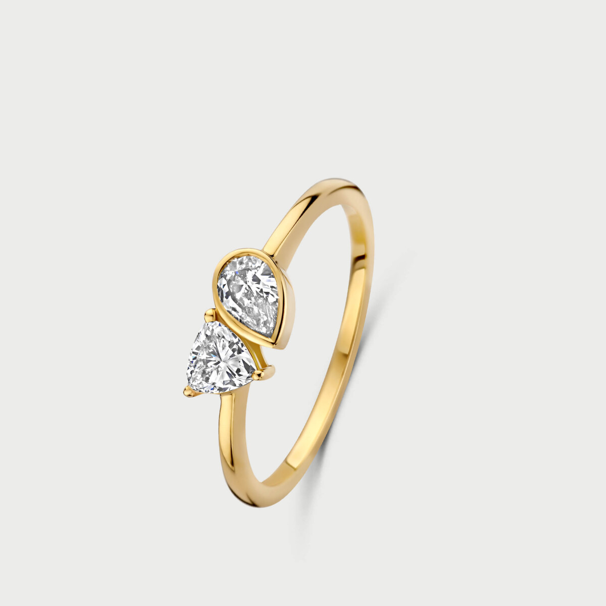 Duet ring in 14K yellow gold with labgrown diamonds - MDR001